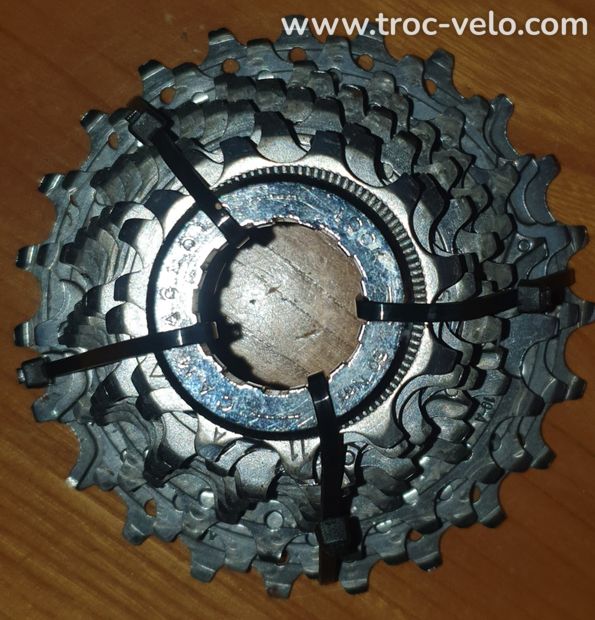 Cassette campagnolo chorus 10 vitesses 11/23 - 2