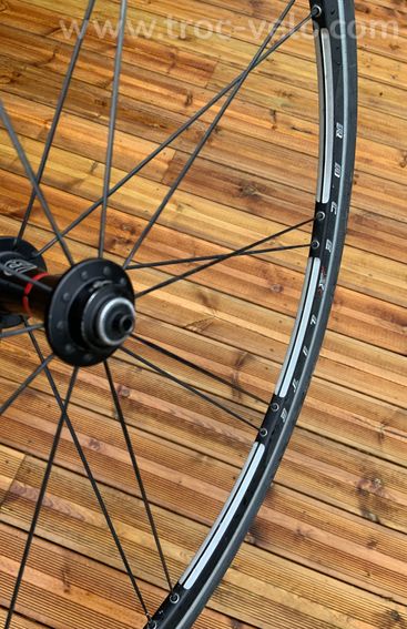 Roue avant Bontrager Race X Lite vintage rare - 4