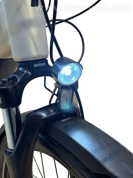 Cube Touring Hybrid Pro 625 Vélo électrique Shimano Deore 2023 - 4