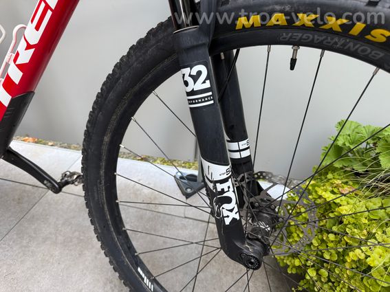 Trek Procaliber 9.7 OCLV Carbon IsoSpeed 29" – XT 2x11 – FOX 32 Step-Cast - 8