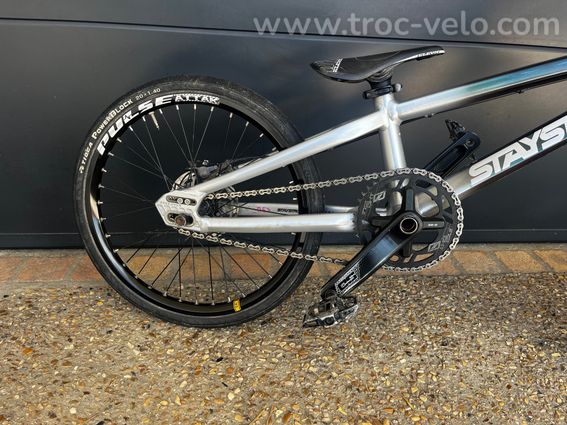 BMX staystrong alu v5 taille pro - 4