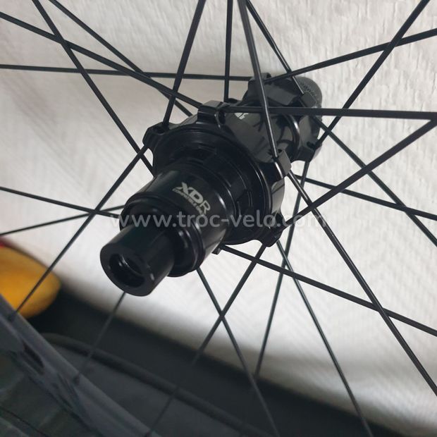 Paire roues carbones disc neuves XDR SRAM 38mm ELITEWHEELS pour pneus chambres ou tubeless  - 1