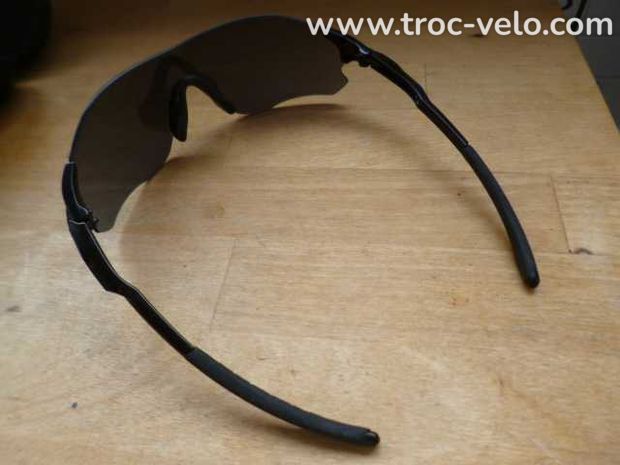 oakley radar ev zero neuves P boite rigide - 4