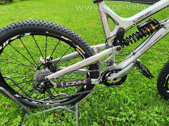Intense Uzzi taille L  - 3