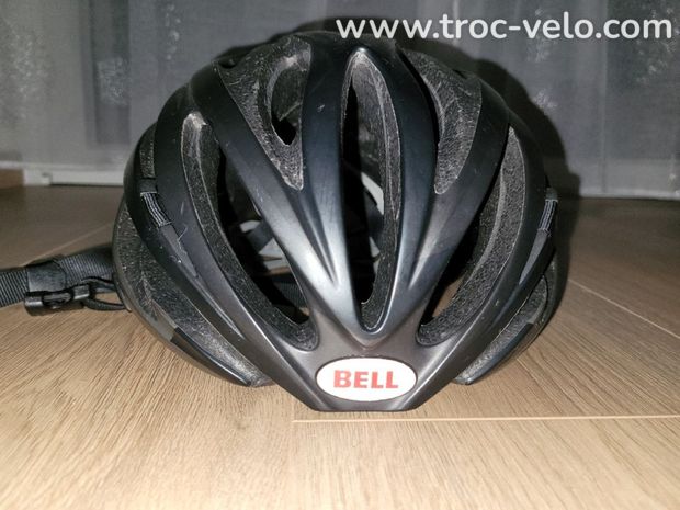 Casque de vélo de la marque Bell - 2