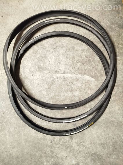 Lot 3 pneus Continental Grand Prix 25/28 - 2