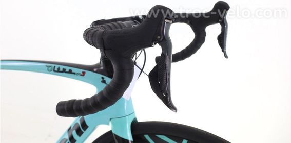 Produit Reconditionne    Bianchi Oltre Xr3 Di2 11v    Bleu   Velo De Route   Tres Bon Etat - 6