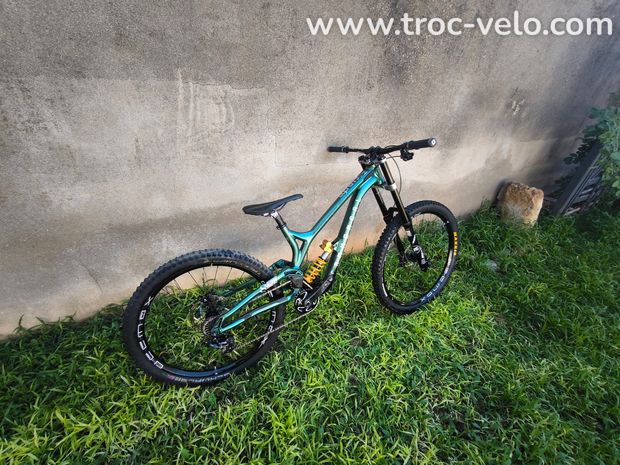 DH commencal - 5