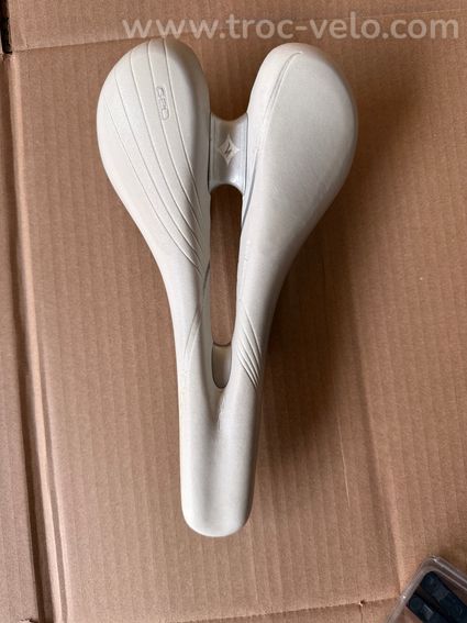 Selle Specialized Femme