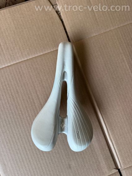 Selle Specialized Femme - 3