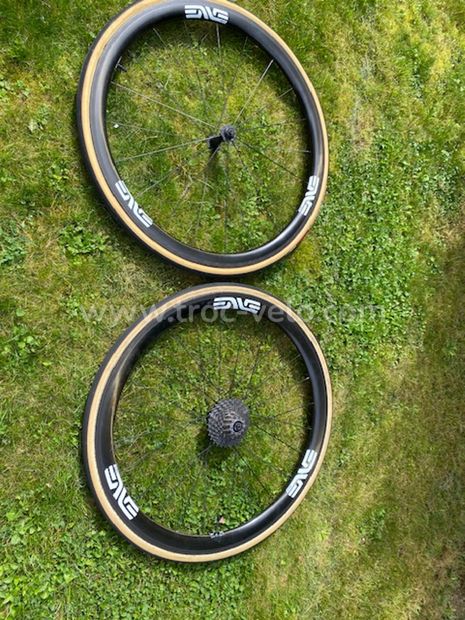 Roue Enve ses 3.5 avec boyaux neufs et cassette dura ace - 1