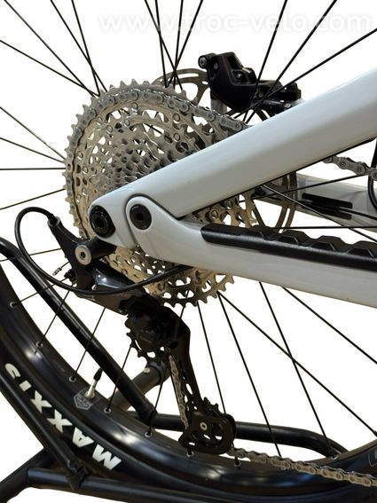 Canyon Spectral:ON CF 7 Carbon VTT électrique Shimano Deore 2023 - 12
