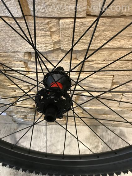 Roval Traverse HD 27.5 Carbone - 4