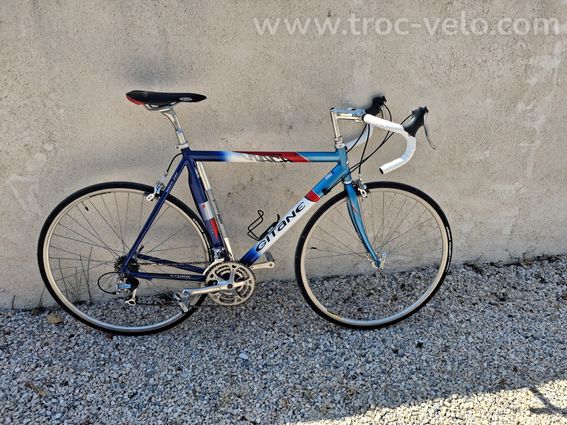 VENTE VELO DE ROUTE GITANE MACH 680
