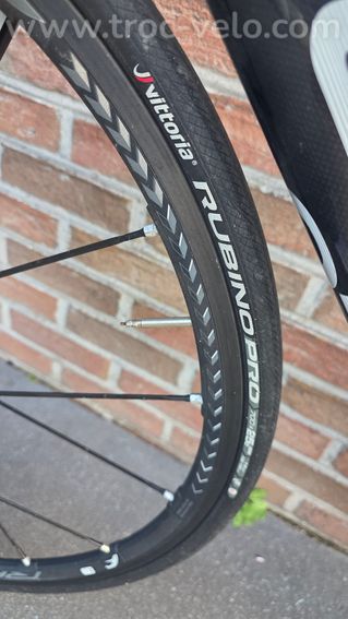 Pinarello Dogma F8 carbone - Dura-Ace - Cadre homologué UCI - 12