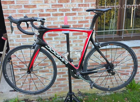 Pinarello Dogma F8 carbone - Dura-Ace - Cadre homologué UCI - 2