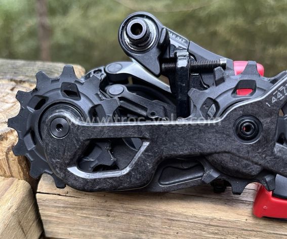 Dérailleur Arrière SRAM Red WiFli – 11 Vitesses, Cage Moyenne, Rouge – Neuf Sous Emballage