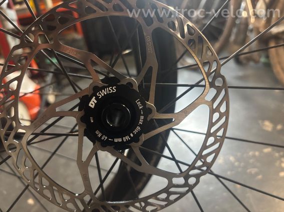 Roue carbone DT Swiss PRC 1650 35mm  - 6