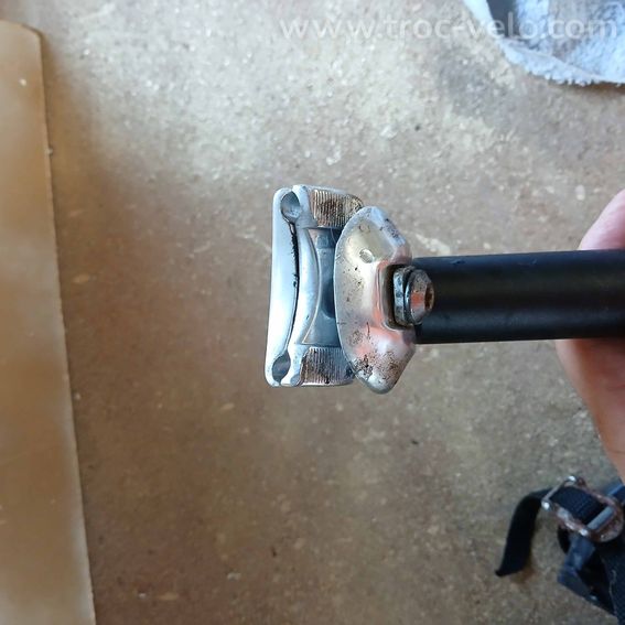 Tube de selle sans marque 320 mm - 2