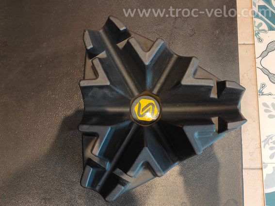 Home trainer connecté Saris M2 smart + support de roue - 7