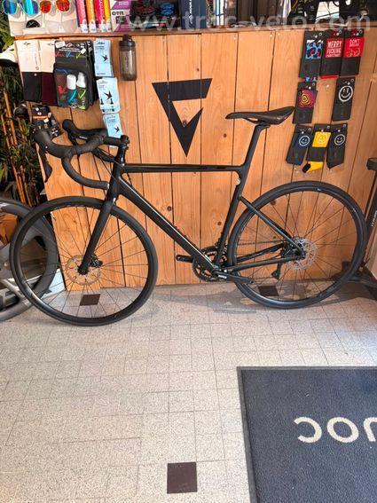 Vélo route Cannondale Taille ML Excellent état - 3
