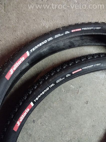 Paire de pneus Gravel TERRENO T30 650b*47