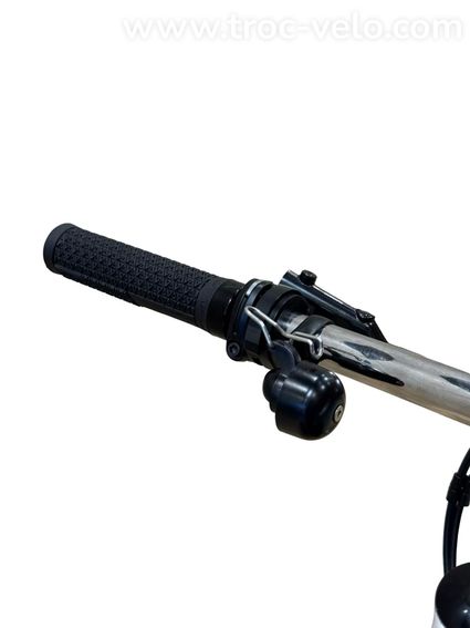 Velo de Ville 6TY Vélo électrique Shimano Deore 2023 - 7