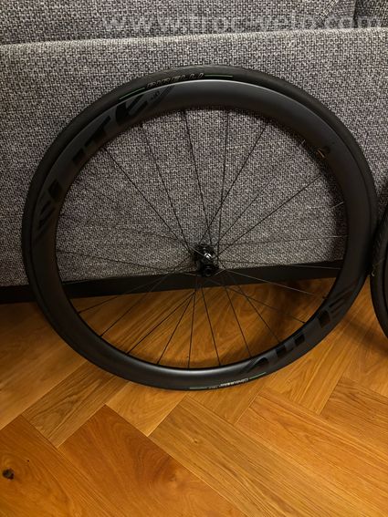 Paire roues carbone Elite Wheels 40mm - 2