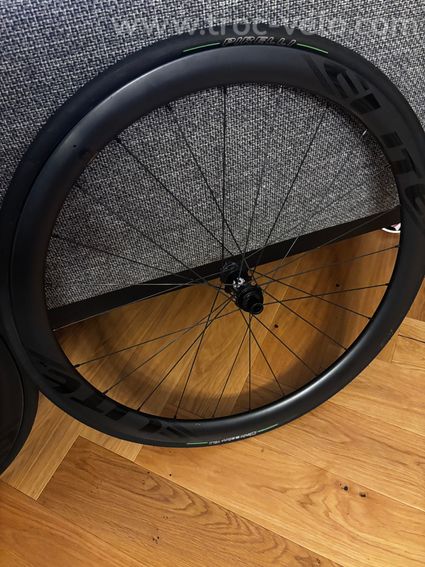 Paire roues carbone Elite Wheels 40mm - 5