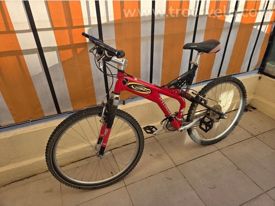 Vends velo "specialized "