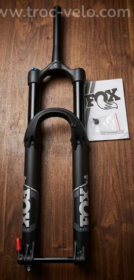 FOX 38 FLOAT 180mm neuf Boost Taper 44 Fourche