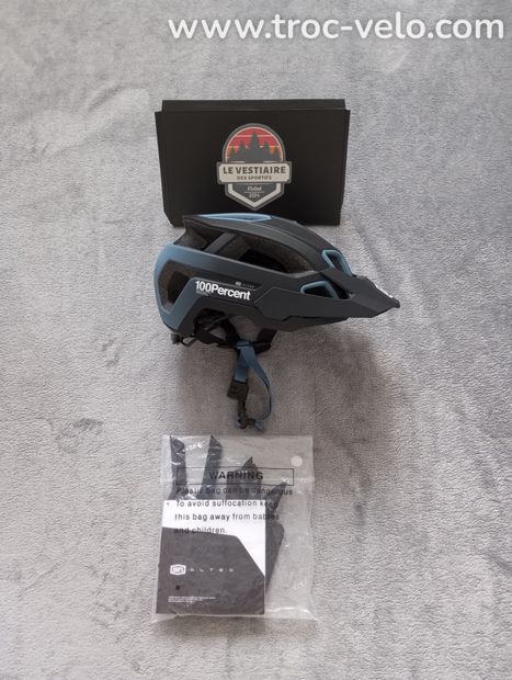 Casque VTT / DH / freeride 100% cent pourcent Altec Fidlock Navy Fade XS/S - 2