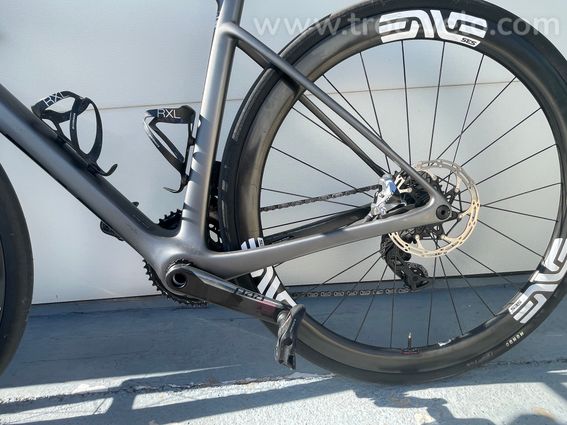 Vélo route carbone ENVE Melee – SRAM Red AXS + capteur puissance – Roues ENVE SES 3.4 - 5