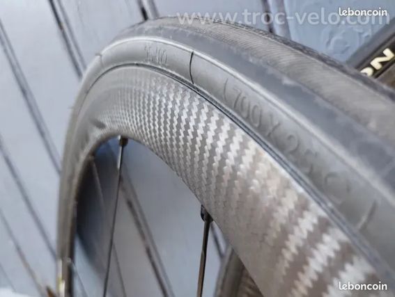 Roues carbone Mavic Cosmic 40 à pneus, vélo route course - 5