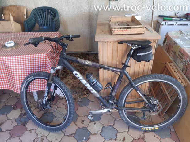 Urgent vend VTT giant XTC-2 semi rigide prix négociable - 1