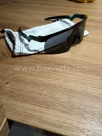 Vends lunettes oakley  - 2