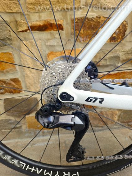 Origine Fraxion GTR – Shimano Ultegra Di2 – Carbone – 7,5 kg - 7
