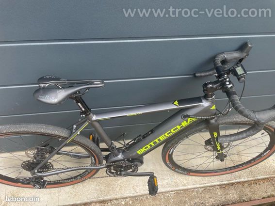 VÉLO ÉLECTRIQUE BOTTECCHIA TRK EVO D 28 – état neuf - 2