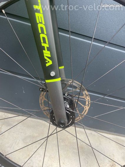 VÉLO ÉLECTRIQUE BOTTECCHIA TRK EVO D 28 – état neuf - 5