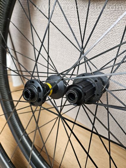Vend paire de roues pour vélo de route MAVIC COSMIC SL 32 - 2