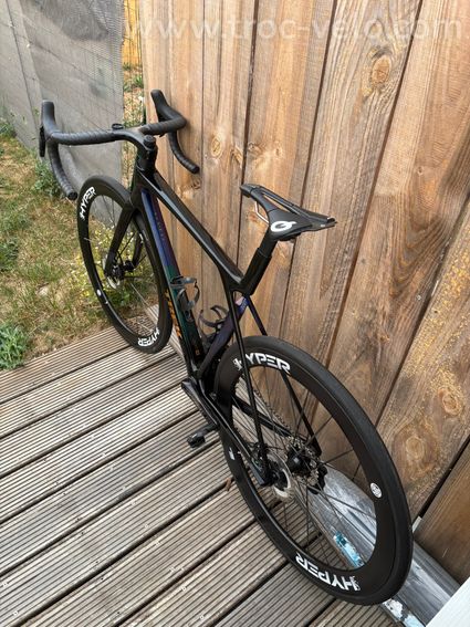 Trek Madone Gen 8 SL Taille M – Dura-Ace Neuf – Lún Hyper 50 mm Carbone – 8,2 kg – - 4