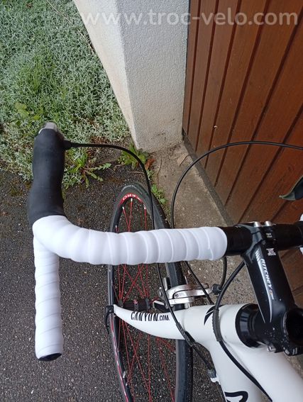 Vélo de route canyon carbone  - 10