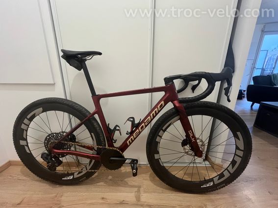 Megamo Silk 05 AXS Gravel Race