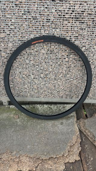 Lot pneu Deestone 700CC 35mm