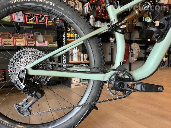 Specialized Epic 8 EVO Pro - 3