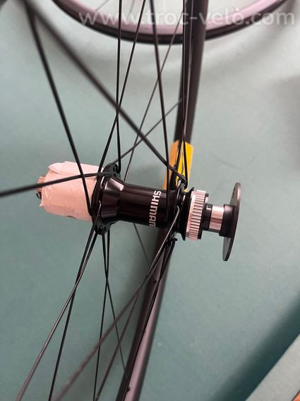 Paire roues carbone Shimano 105 RS710 C32 Disc NEUVES - 9