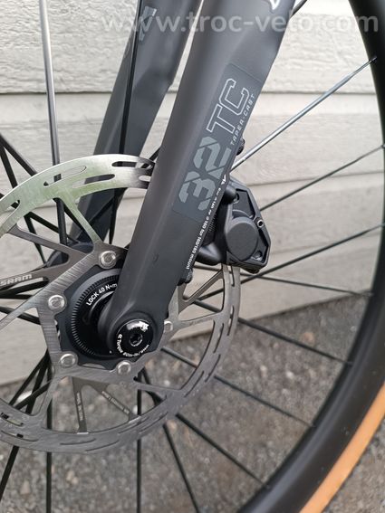 Giant Revolt X - 11