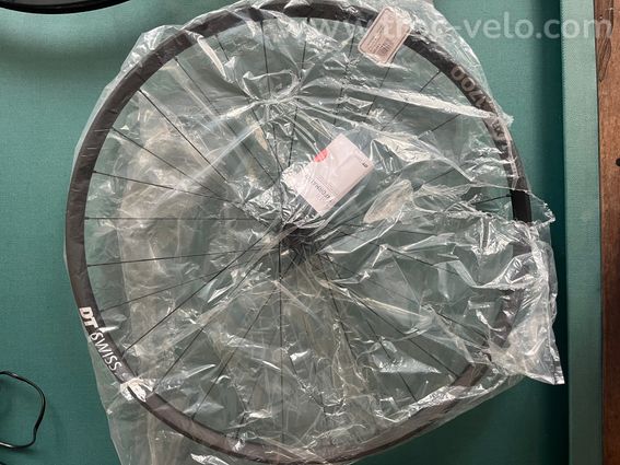 Paire roues DT Swiss XR 1700 Spline 29 Boost NEUVES - 2
