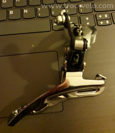 Dérailleur Shimano Alivio MC11 triple a collier 31.8mm en Tbé - 2