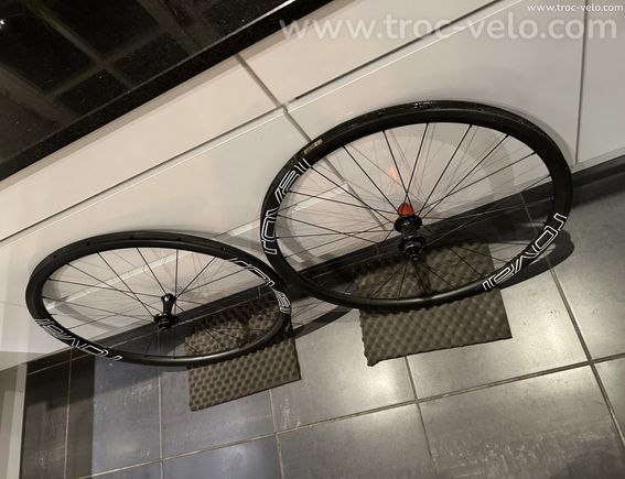 Roval clx 32 ceramicspeed 32 rapide disques Etat Neuf - 5
